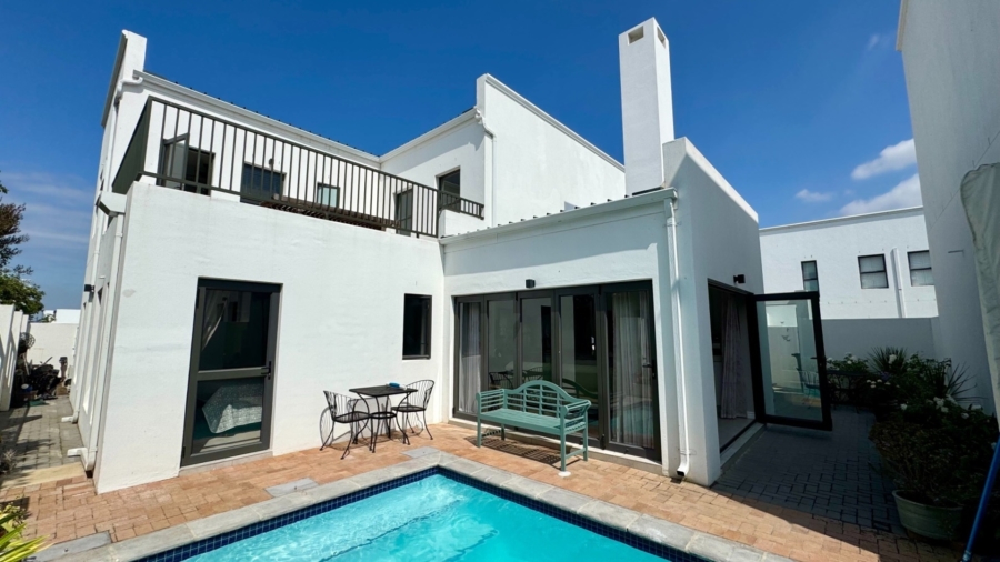 4 Bedroom Property for Sale in Croydon Gardens Estate Western Cape